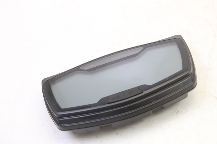 photo de VELOCIMETRO PIAGGIO MP3 HPE 310 (2024 - 2025) - Detalle de la pieza