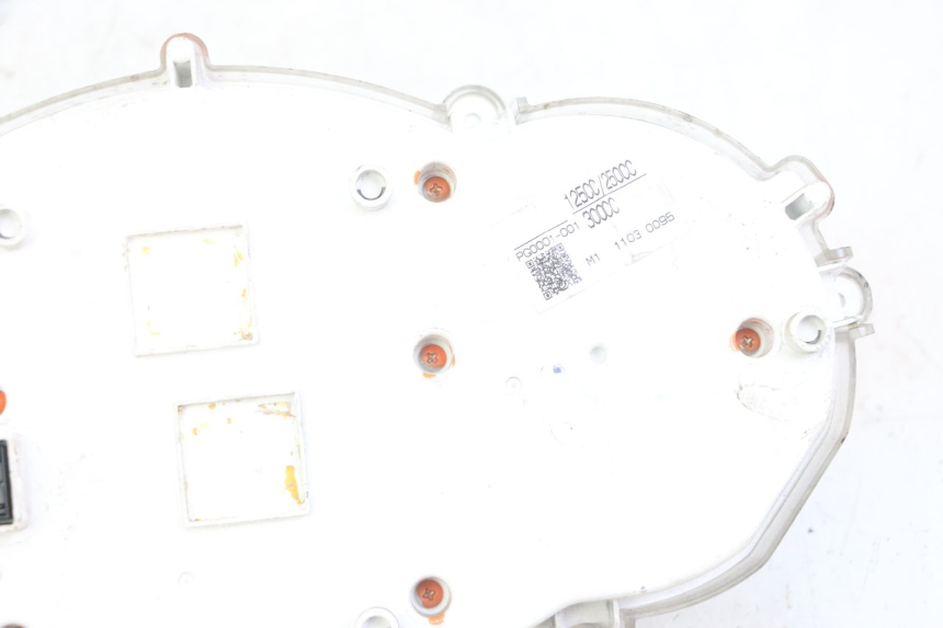 photo de CUENTA KILÓMETROS PIAGGIO MP3 LT 300 (2010 - 2016) - Marcados y referencias originales