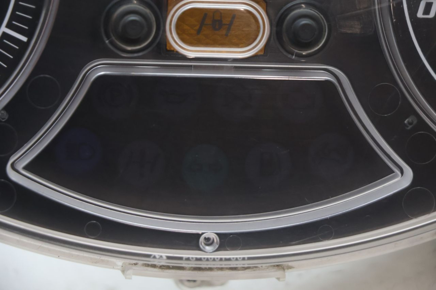 photo de CUENTA KILÓMETROS PIAGGIO MP3 LT 300 (2010 - 2016) - Otra perspectiva