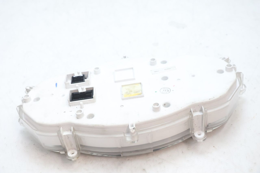photo de CUENTA KILÓMETROS PIAGGIO MP3 LT 300 (2010 - 2016) - Marcados y referencias originales