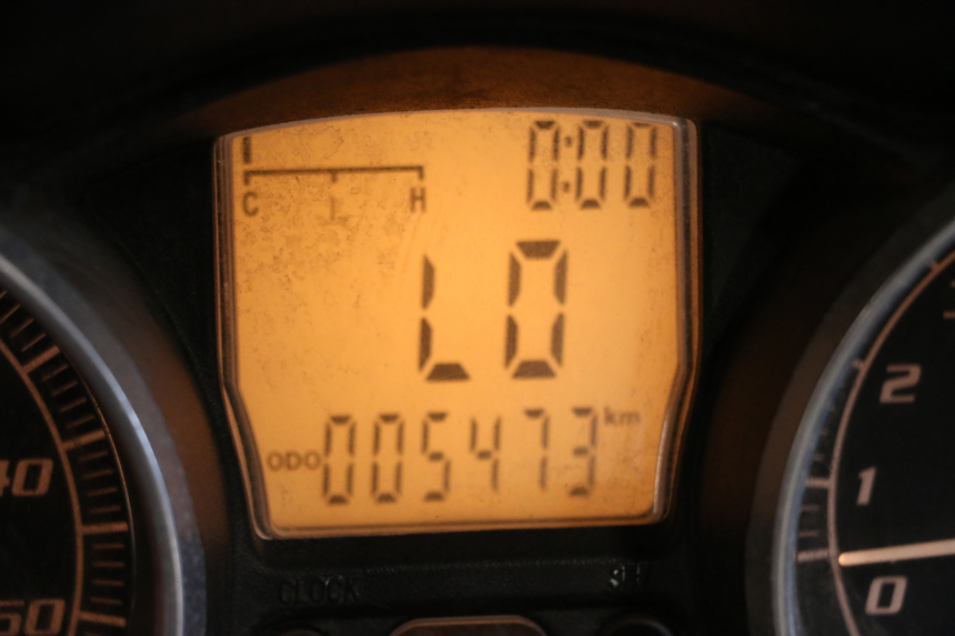 photo de CUENTA KILÓMETROS PIAGGIO MP3 LT 400 (2007 - 2012) - Zoom estado de uso