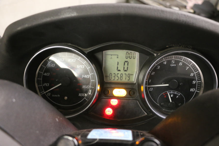 photo de VELOCIMETRO PIAGGIO MP3 500 (2011 - 2015) - Zoom estado de uso