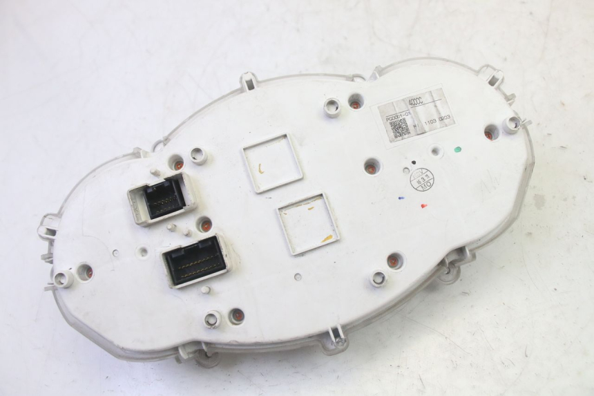 photo de VELOCIMETRO PIAGGIO MP3 500 (2011 - 2015) - Marcados y referencias originales