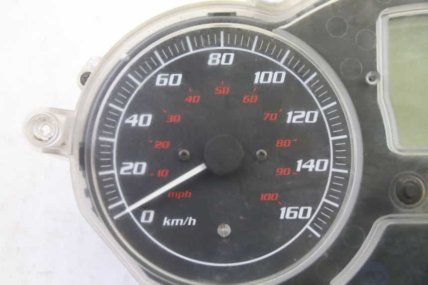 photo de VELOCIMETRO PIAGGIO MP3 RL 250 (2006 - 2010) - Detalle de la pieza