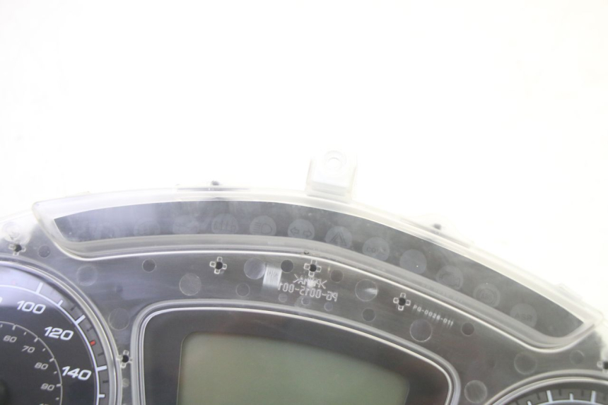 photo de VELOCIMETRO PIAGGIO MP3 500 (2016 - 2018) - Otra perspectiva