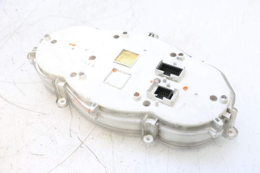 photo de VELOCIMETRO PIAGGIO MP3 RL 250 (2006 - 2010) - Otra perspectiva