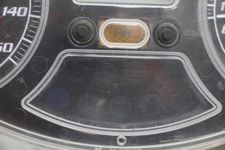 photo de CUENTA KILÓMETROS PIAGGIO MP3 125 (2006 - 2014) - Otra perspectiva