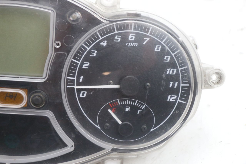 photo de CUENTA KILÓMETROS PIAGGIO MP3 125 (2006 - 2014) - Vista general del producto
