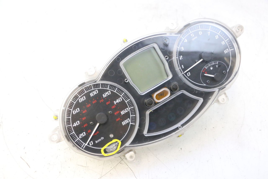 photo de VELOCIMETRO PIAGGIO MP3 500 (2011 - 2015) - Vista principal