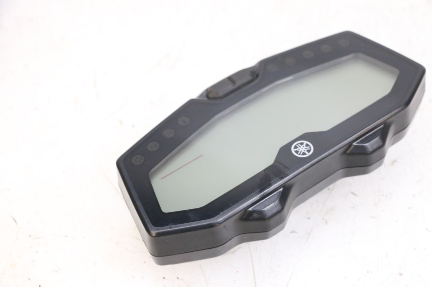 photo de VELOCIMETRO YAMAHA MT-07 MT07 ABS 700 (2018 - 2020) - Zoom sobre los componentes