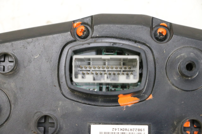 photo de VELOCIMETRO YAMAHA MT-07 MT07 ABS 700 (2018 - 2020) - Estado de la superficie y material