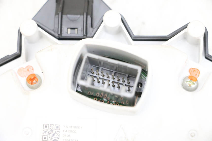 photo de VELOCIMETRO YAMAHA NEO'S CORE 1 (2022 - 2026) - Estado de la superficie y material