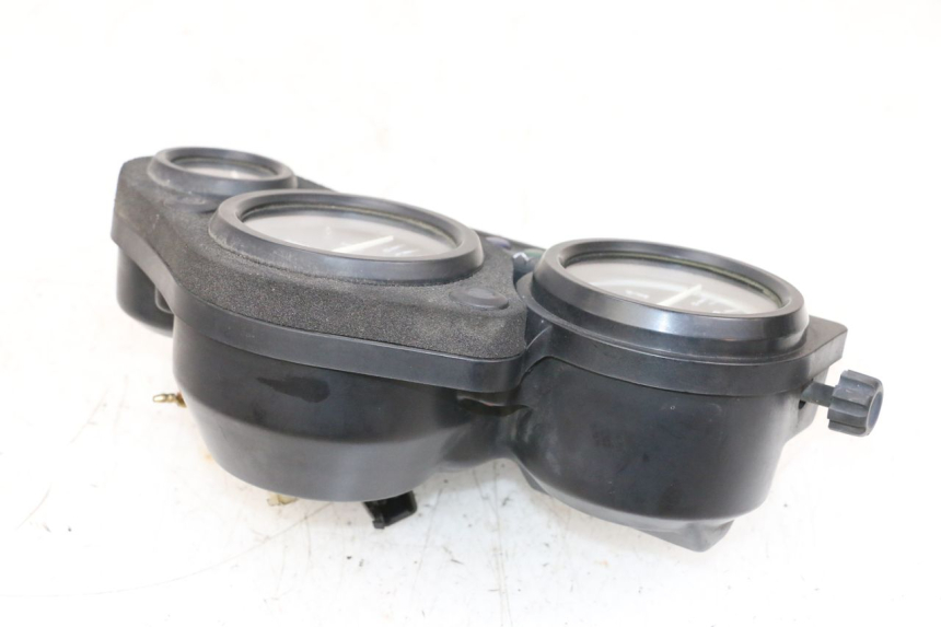 photo de VELOCIMETRO HONDA NSR R 125 (1994 - 2003) - Primer plano de alta resolución