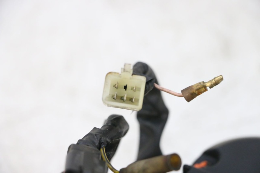 photo de VELOCIMETRO HONDA NSR R 125 (1994 - 2003) - Estado de la superficie y material