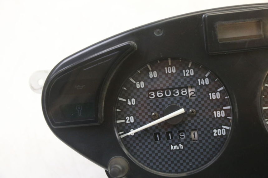 photo de VELOCIMETRO HONDA NTV DEAUVILLE 650 (2001 - 2006) - Detalle de la pieza