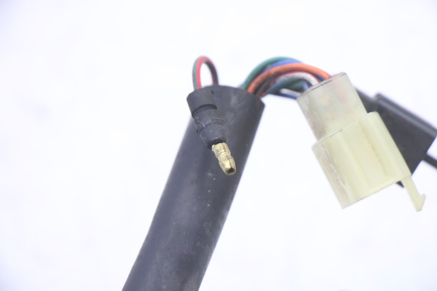 photo de VELOCIMETRO HONDA NTV DEAUVILLE 650 (2001 - 2006) - Estado de la superficie y material