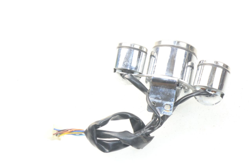 photo de CUENTA KILÓMETROS JM MOTORS OLDIES 4T 50 (2010 - 2020) - Otra perspectiva