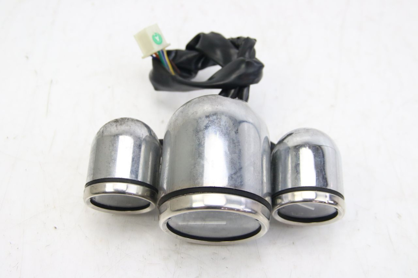 photo de CUENTA KILÓMETROS JM MOTORS OLDIES 4T 50 (2010 - 2020) - Primer plano técnico