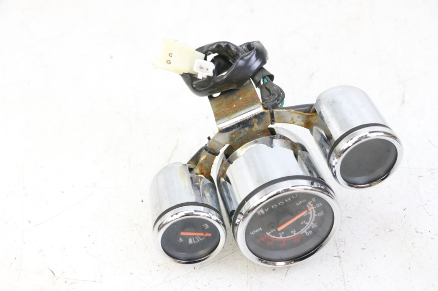 photo de VELOCIMETRO JM MOTORS OLDIES GT 4T 50 (2018 - 2025) - Estado de la superficie y material