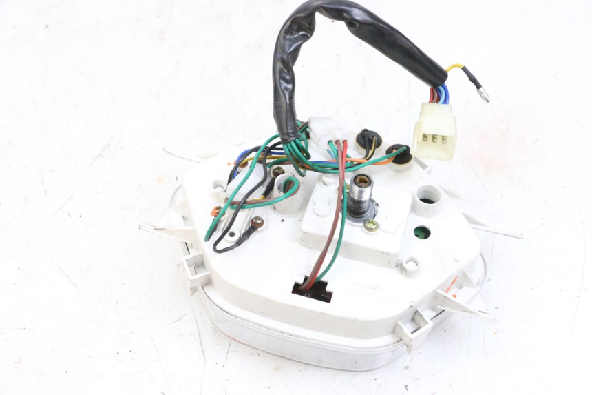 photo de VELOCIMETRO JM MOTORS OLDIES GT 4T 50 (2018 - 2025) - Estado de la superficie y material