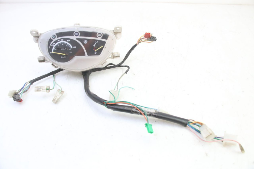 photo de CUENTA KILÓMETROS SYM ORBIT 2 4T 50 (2008 - 2017) - Otra perspectiva