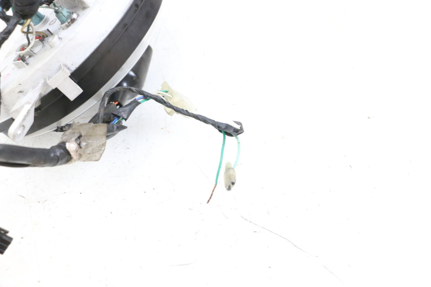 photo de CUENTA KILÓMETROS SYM ORBIT III 3 4T 50 (2018 - 2021) - Zoom sobre los componentes