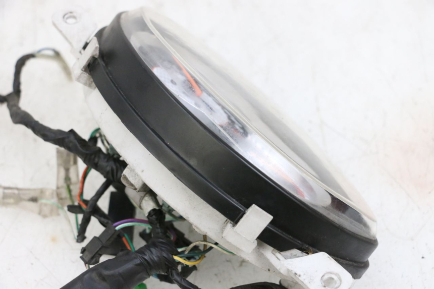 photo de CUENTA KILÓMETROS SYM ORBIT III 3 4T 50 (2018 - 2021) - Otra perspectiva