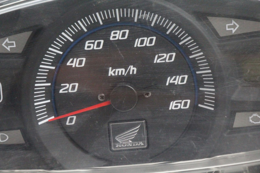 photo de VELOCIMETRO HONDA PCX (JF28) 125 (2009 - 2011) - Zoom estado de uso
