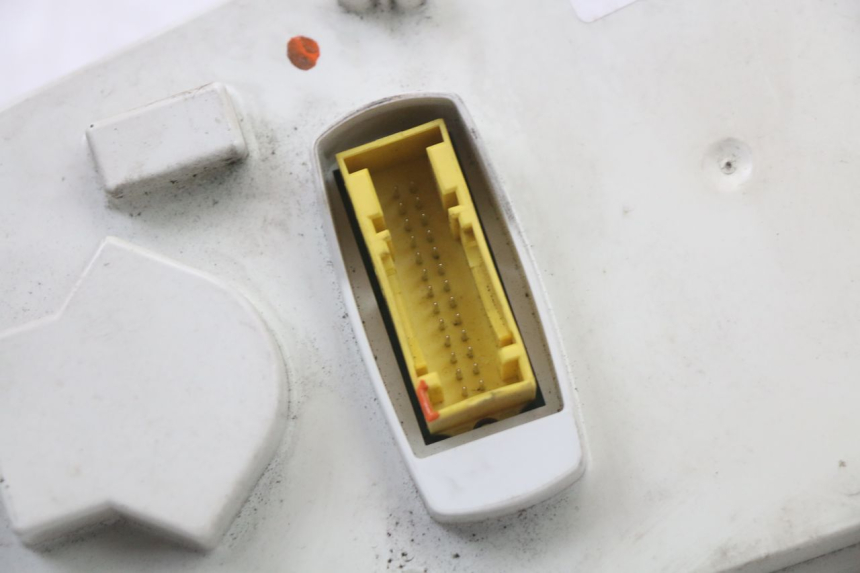 photo de CUENTA KILÓMETROS PEUGEOT SATELIS 125 (2010 - 2012) - Marcados y referencias originales