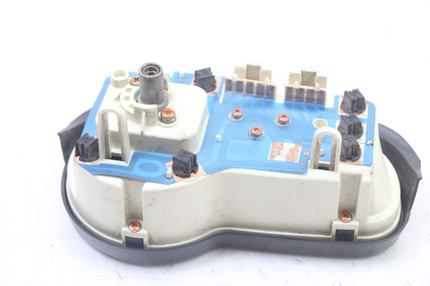 photo de VELOCIMETRO PEUGEOT TREKKER TKR 50 (2005 - 2014) - Estado de la superficie y material