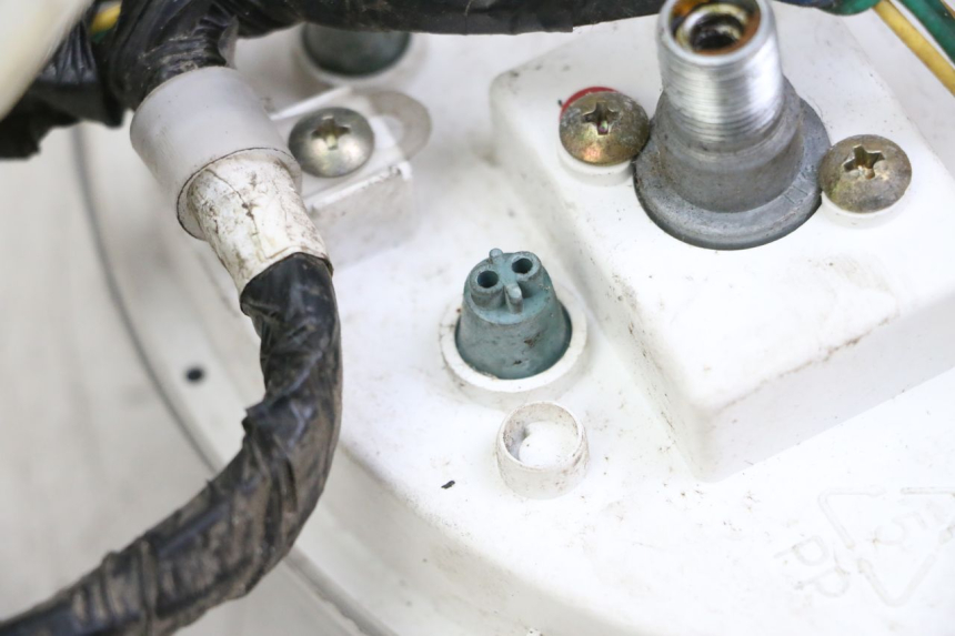 photo de VELOCIMETRO PEUGEOT TWEET 4T 50 (2014 - 2019) - Otra perspectiva