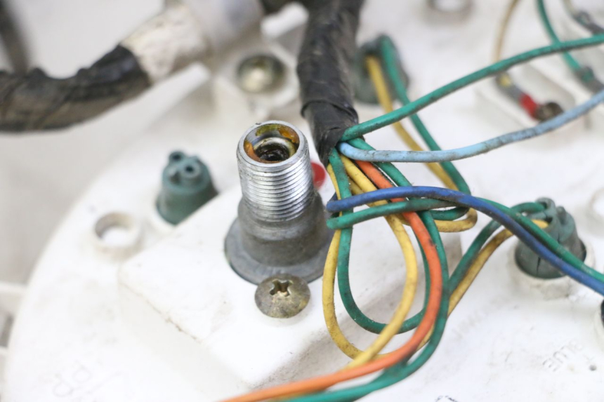 photo de VELOCIMETRO PEUGEOT TWEET 4T 50 (2014 - 2019) - Vista general del producto