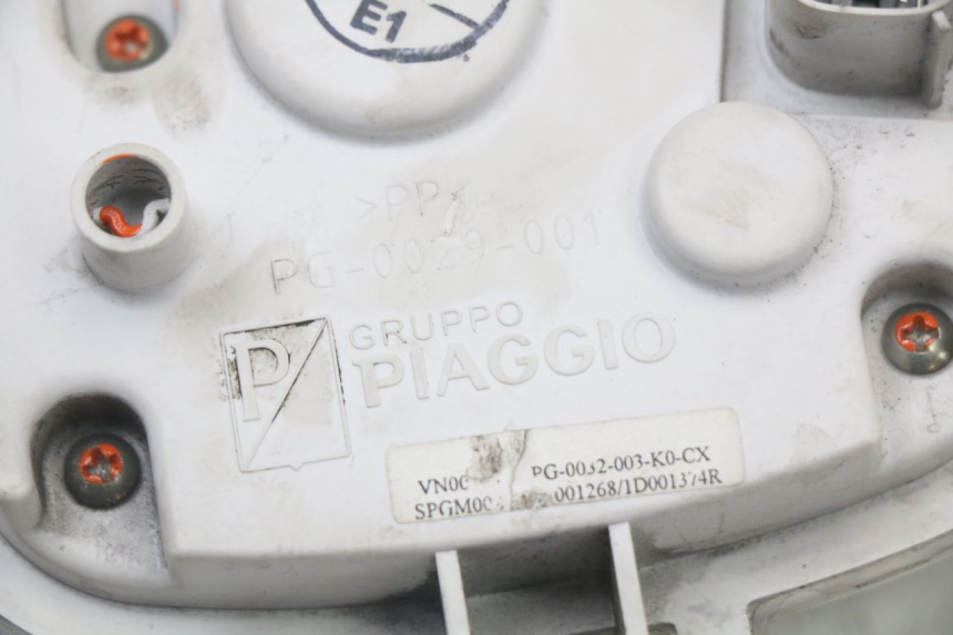 photo de VELOCIMETRO PIAGGIO LIBERTY IGET 4T 50 (2021 - 2025) - Estado de la superficie y material