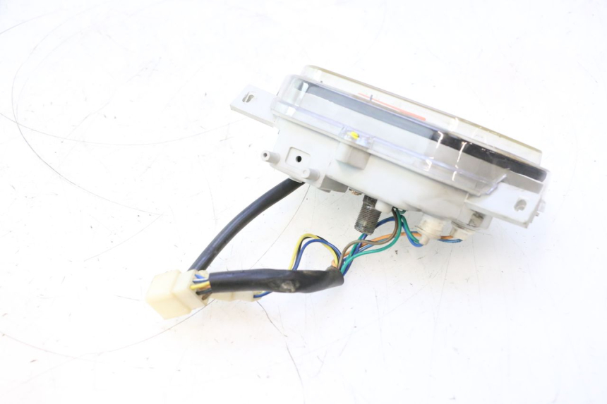 photo de VELOCIMETRO VASTRO R-ONE 4T 50 (2014 - 2022) - Detalle de la pieza