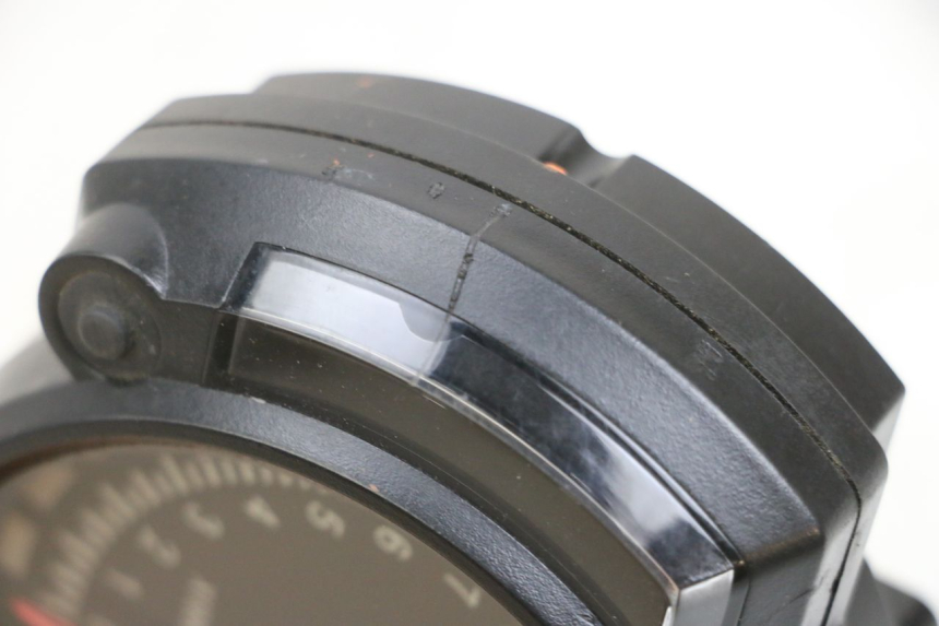 photo de VELOCIMETRO MAG POWER R-STREET 50 (2016 - 2025) - Primer plano técnico