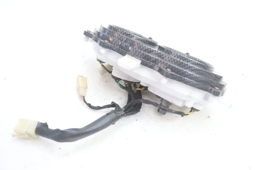 photo de VELOCIMETRO RIDE RACE GT 2T 50 (2012 - 2017) - Detalles de los puntos de fijación