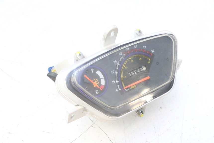 photo de VELOCIMETRO LAZIO RENO 50 (2016 - 2021) - Estado de la superficie y material