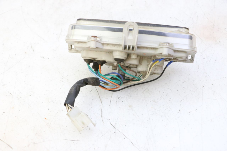 photo de CUENTA KILÓMETROS TNT MOTOR ROMA 10' 2T 50 (2011 - 2018) - Zoom sobre los componentes