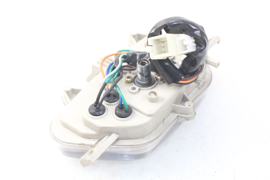 photo de CUENTA KILÓMETROS TNT MOTOR ROMA 10' 4T 50 (2019 - 2022) - Primer plano técnico