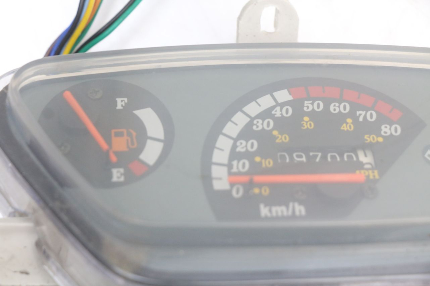 photo de CUENTA KILÓMETROS TNT MOTOR ROMA 10' 4T 50 (2019 - 2022) - Otra perspectiva