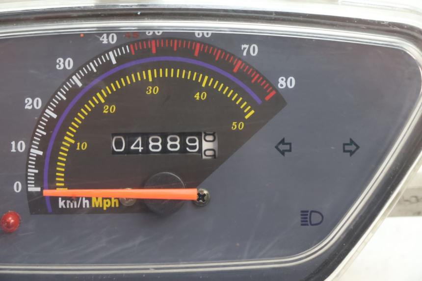 photo de VELOCIMETRO TNT MOTOR ROMA 12' 2T 50 (2007 - 2018) - Zoom estado de uso
