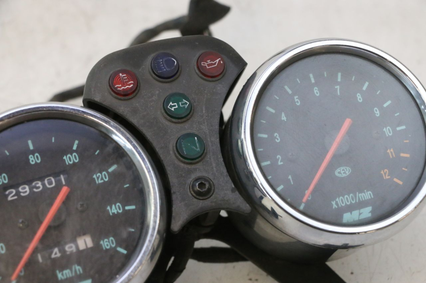 photo de VELOCIMETRO MZ RT 125 (2000 - 2008) - Detalle de la pieza