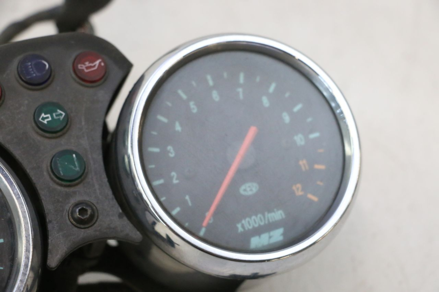 photo de VELOCIMETRO MZ RT 125 (2000 - 2008) - Zoom estado de uso