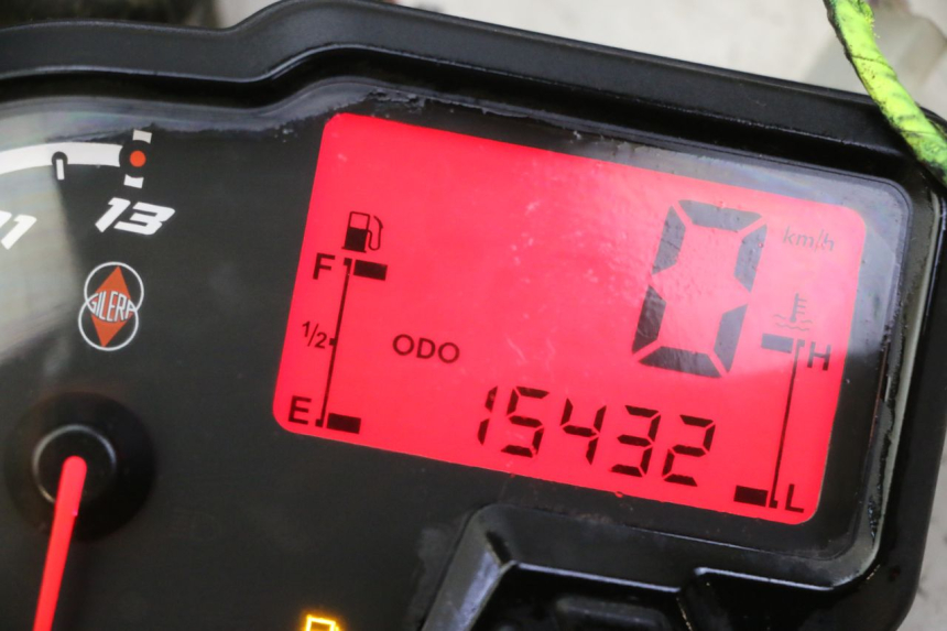 photo de CUENTA KILÓMETROS GILERA RUNNER SP 50 (2009 - 2017) - Zoom estado de uso