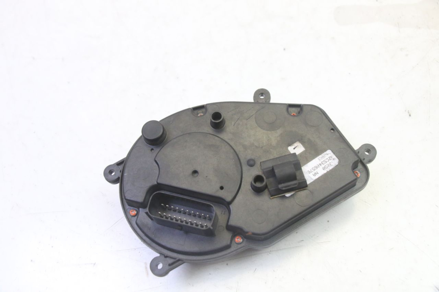 photo de CUENTA KILÓMETROS GILERA RUNNER SP 50 (2009 - 2017) - Estado de la superficie y material