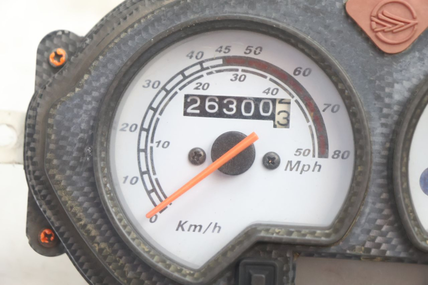 photo de CUENTA KILÓMETROS KEEWAY RY6 2T 50 (2011 - 2019) - Detalle de la pieza