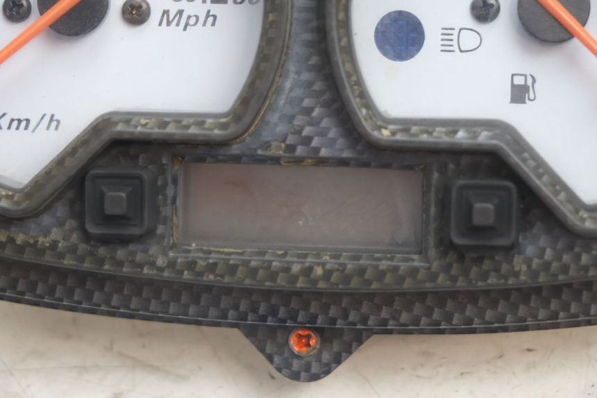 photo de CUENTA KILÓMETROS KEEWAY RY6 2T 50 (2011 - 2019) - Otra perspectiva
