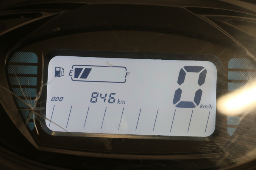 photo de VELOCIMETRO JM MOTORS SANTANA EVO 50 (2024 - 2026) - Otra perspectiva