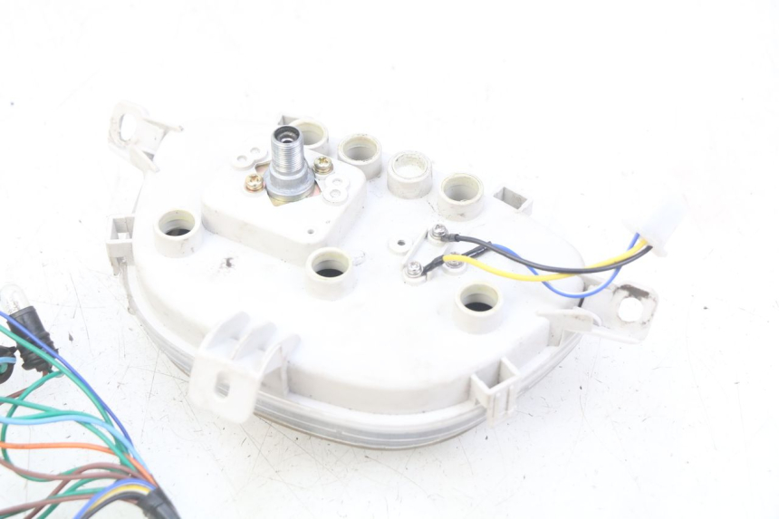 photo de CUENTA KILÓMETROS JM MOTORS SANTANA 50 (2014 - 2023) - Otra perspectiva