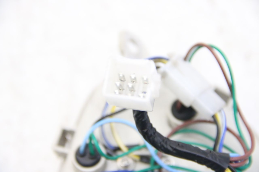 photo de CUENTA KILÓMETROS JM MOTORS SANTANA 50 (2014 - 2023) - Zoom estado de uso